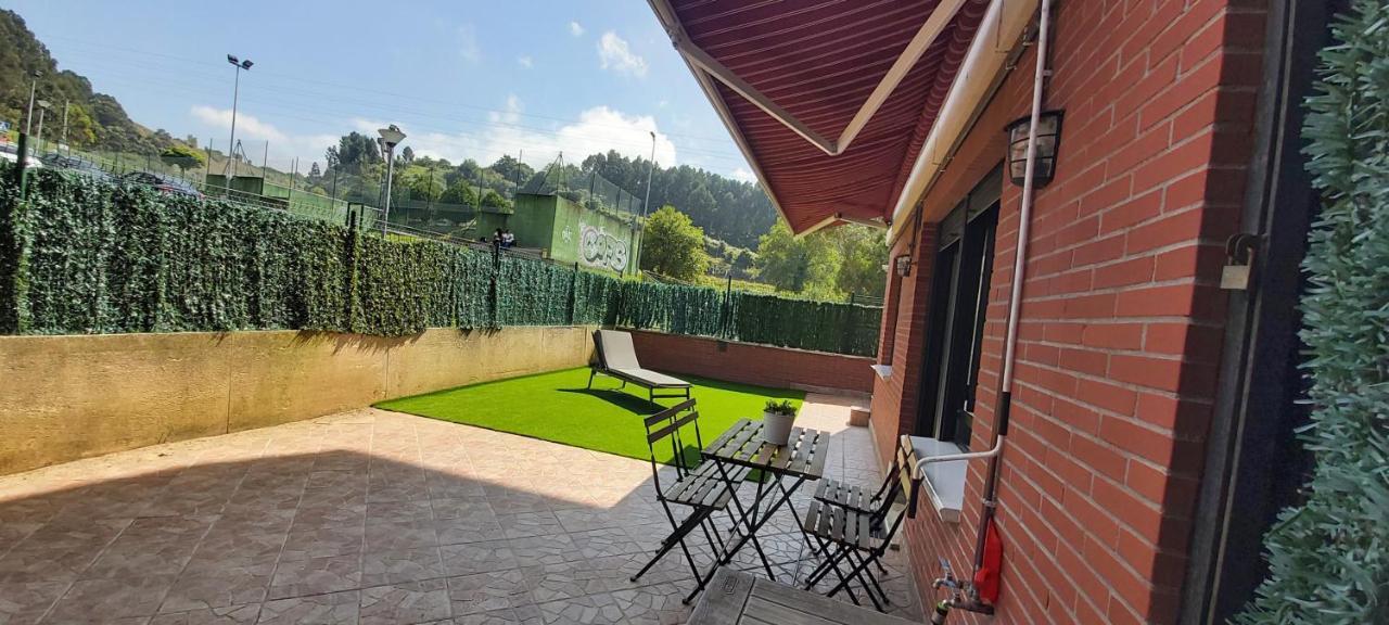Castro Costa Norte Apartamento Jardin Garaje Кастро-Урдиалес Екстериор снимка